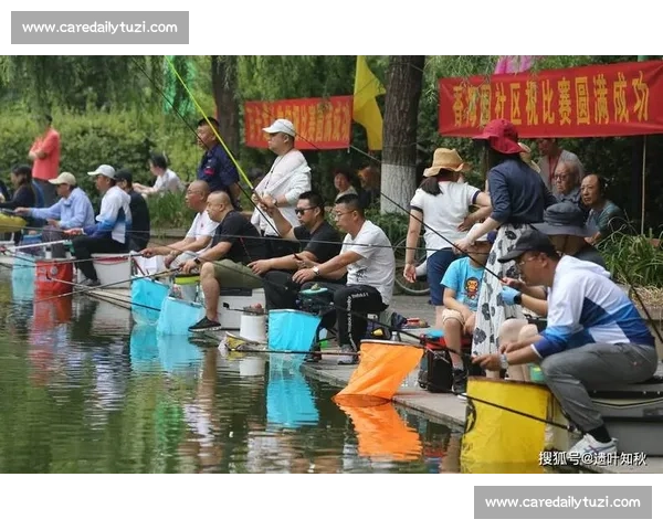 碧波映亲情 社区聚渔乐 ——和谐社区杯 家庭亲子垂钓联谊赛圆满落幕 碧波映亲情 社区聚渔乐 ——和谐社区杯 家庭亲子垂钓联谊赛圆满落幕