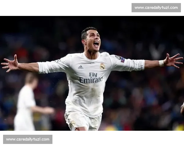 眼神里的纯白信仰：皇马球迷的热爱无需言说